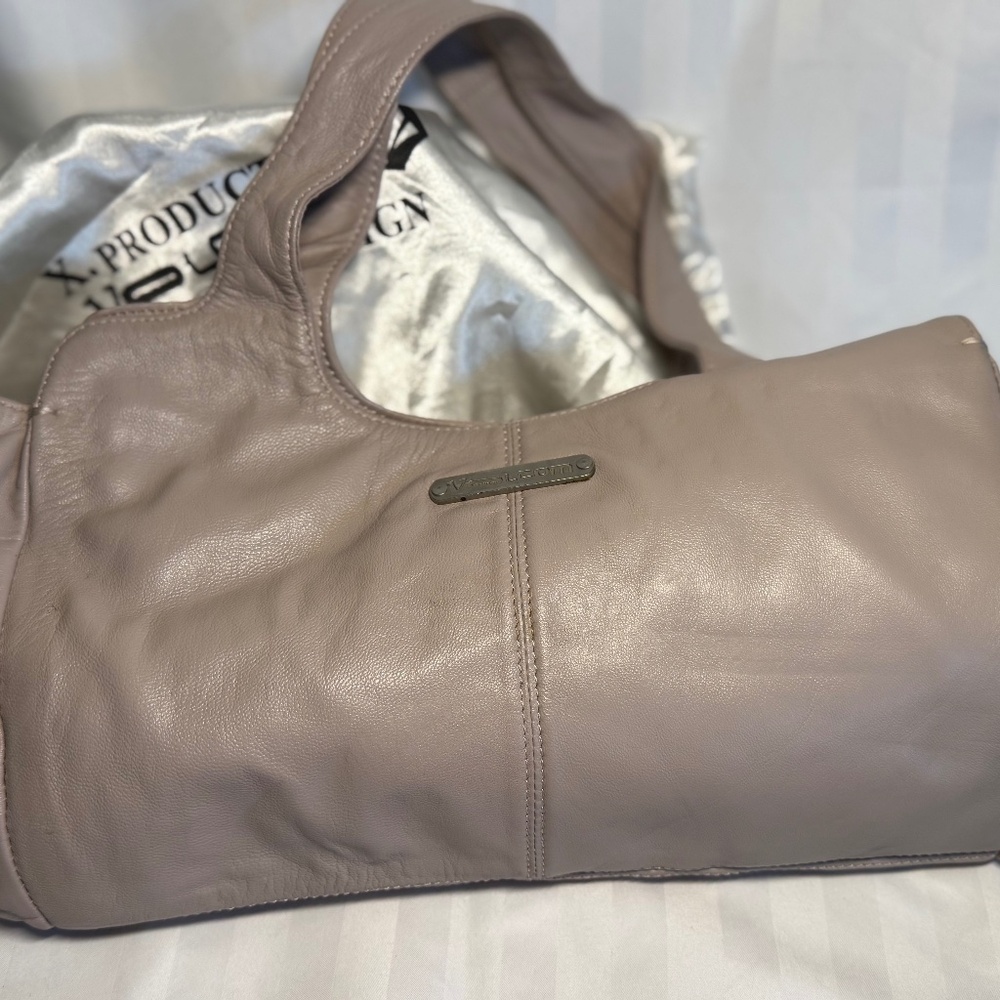 🤍 Vintage Volcom Buttery Soft Leather Bag – Natural Beige 🤍